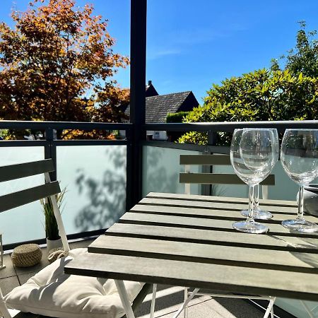 Design Apartment Mit Balkon - Kueche - Netflix Essen Exterior foto